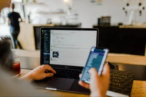 What are a few hr communications best practices?