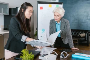 What are the benefits of generational diversity in the workplace?