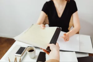 Do Performance-Based Bonuses Work?