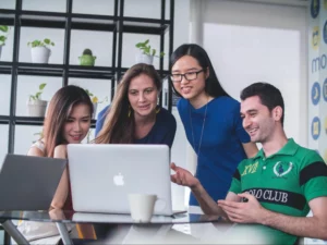 What to Include in a Promotion Email to an Employee From HR?