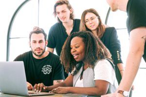 8 Thoughts on HR-to-Employee Ratio Best Practices